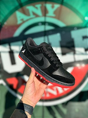 Nike Dunk Preto/Vermelho