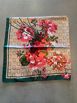 Lenço Floral Verde