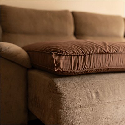 Pillow Top Sofá Confort Flat Marrom Retrátil e Reclinável  Lavável  em Máquina 240x110x10cm