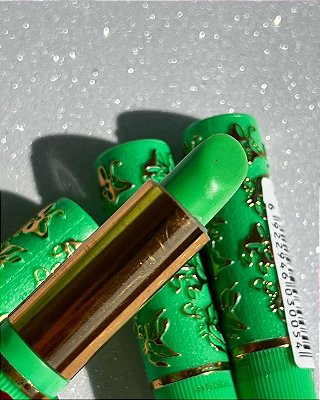 Batom mágico Lua & Neve (batom da vó)