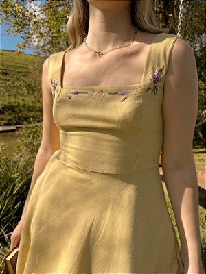 Vestido Celine Bordado Amarelo Manteiga