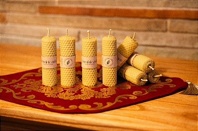 Kit c/ 8un. - Vela de Cera de Abelha Alveolada 10cm x 3,0cm