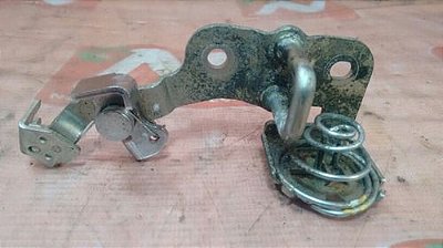 Fechadura Inferior Tampa Traseira Toyota Etios 2014 H10