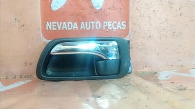 Maçaneta Interna Porta Camry 03 06 Trase Diante Esquerda J01