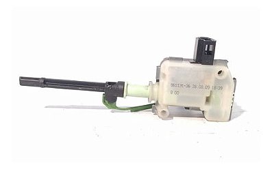 Trava Portinhola Volvo Xc60 T6 Aut 2010 2011 2012 2013
