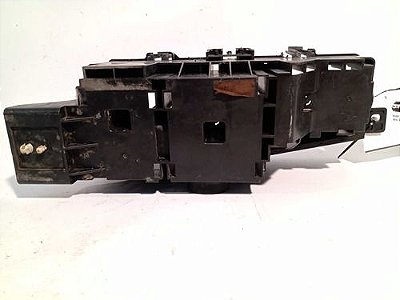 Suporte Base Caixa Fusivel Gm Captiva 2009 2010 2015 2016