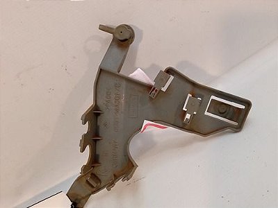 Suporte Plastico Dianteiro Direito Freelander 2 2008 2012