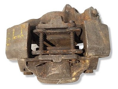 Pinça Cavalete Traseir Direito Land Rover Defender 1999 2000