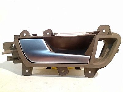 Maçaneta Interna Dianteira Esquerda Audi A4 2011 2012 2015