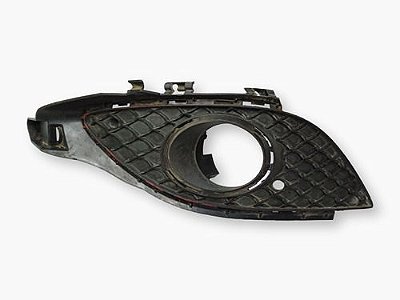 Acabamento Moldura Milha Dir Mercedes A200 2013 2014 2015