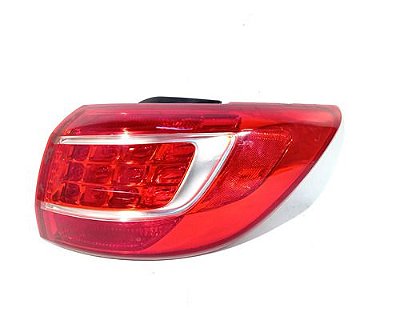 Lanterna Direita Kia Sportage 2010 2011 2012 2013 Detalhe