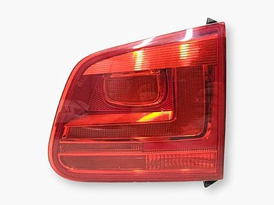 Lanterna Direita Tampa Traseira Volkswagen Tiguan 2014 2015