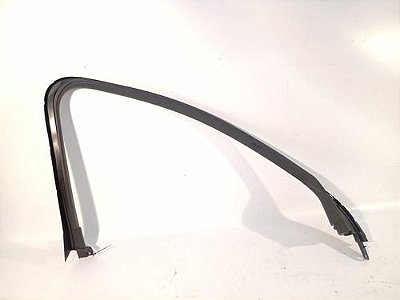 Moldura Vidro Porta Traseira Direita Chevrolet Equinox 2021