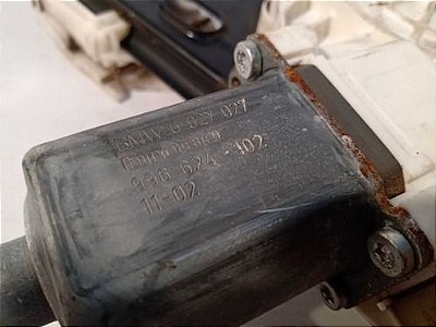 Motor Máquina Vidro Dianteiro Esquerdo Bmw 325i 2011 2012