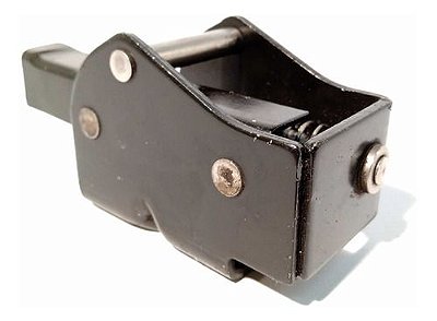 Batente Fechadura Inferior Porta Tras Direi Fiat Doblo 2009