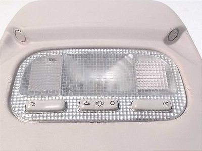 Luz Cortesia Dianteira Citroen Aircross 2011 2012 2013 2015