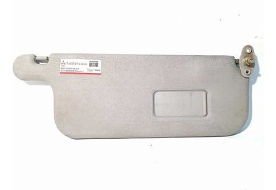 Quebra Sol Direito Mitsubishi Pajero 2002 2003 2004 2006