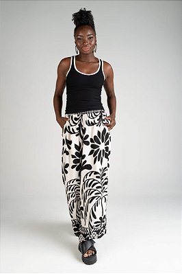 Camiseta Básica com Viés Preta