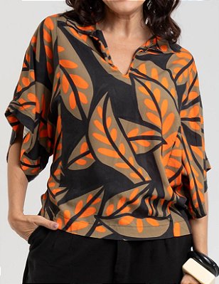 Blusa Morcego Gola Estampa Silvestre