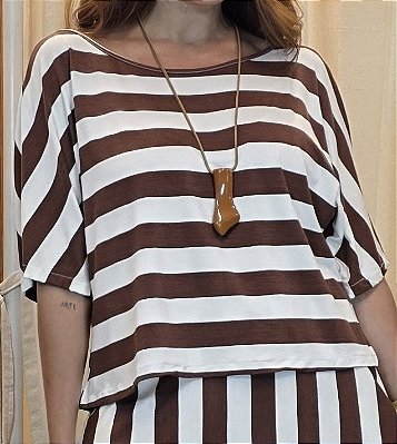 Blusa Morcego Manga Curta Listra Marrom