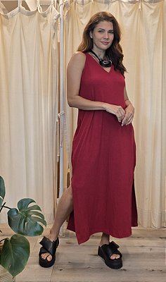 Vestido Malha Canelada Alças Midi Bordô