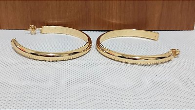 Brinco Argola Lisa Banhada em Ouro 18 k.