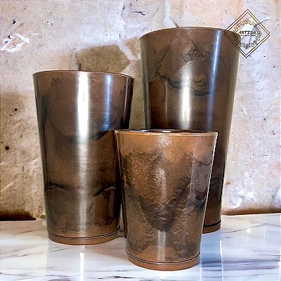Kit 3 Vasos Cone Liso Premium (2-3-4) com prato
