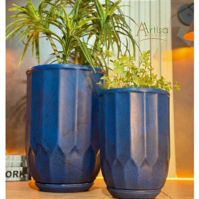 Kit com Vasos para plantas em polietileno decorativo Grego P e M
