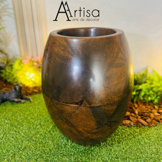 Vaso em planta em polietileno oval liso G