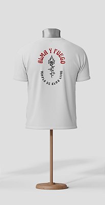 Camiseta Rosa em chamas