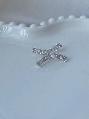 Brinco earcuff zirconia baguetinha