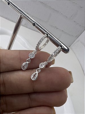 Argolinha de click ponto de luz e gota