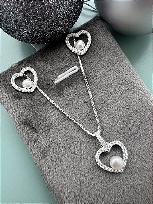 CONJUNTO CORAÇÃO CRAVEJADO COM PEROLA