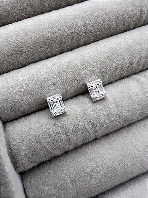 BRINCO RETÂNGULO COM ZIRCÔNIAS