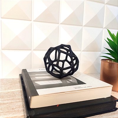 Esfera Decorativa Minimalista em Resina