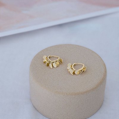 Argola Mini Plaquet Gotinhas em Banho de Ouro 18K