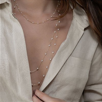 Colar Lumi Longo com Pérolas e Banho de Ouro 18k