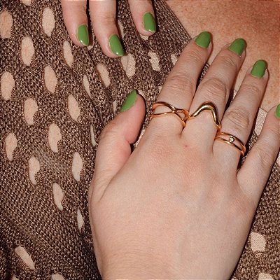 Anel Larissa – Desing Slim Regulável e Banhado a ouro 18k