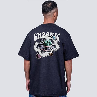 Camiseta Chronic Disco Voador Oversized Preto