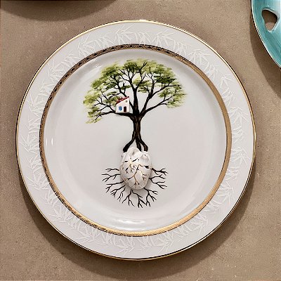 Prato-poema “Lar é onde o coração finca raiz” - Borda Dourada