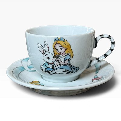 Drink Me — Alice e Coelho Branco | Se encontrar uma resposta...