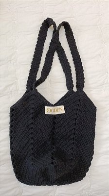 Bolsa de crochê de alça comprida preta