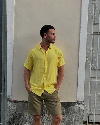 Camisa botão Amarela