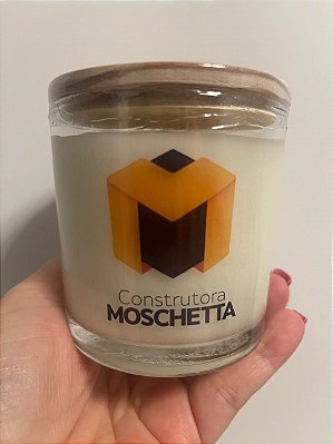 VELA VIDRO 180G COM TAMPA DE MADEIRA – PERSONALIZADA