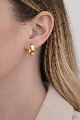 Brinco Argola Click V - Folheado a Ouro 18K