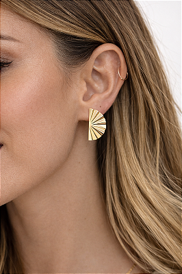 Brinco Janice - Leque geometrico Folheado a Ouro 18K