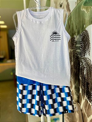 Conjunto com bermuda de tactel e regata