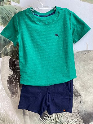 Conjunto com bermuda em linho