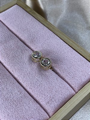 Brinco Zircônia Cristal Redonda com Borda
