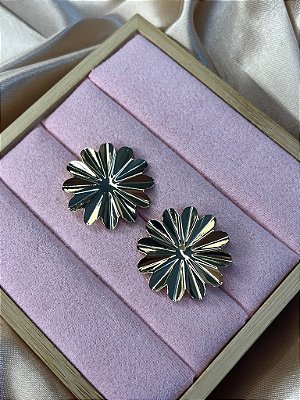 Brinco Flor Ondulada Maximalista